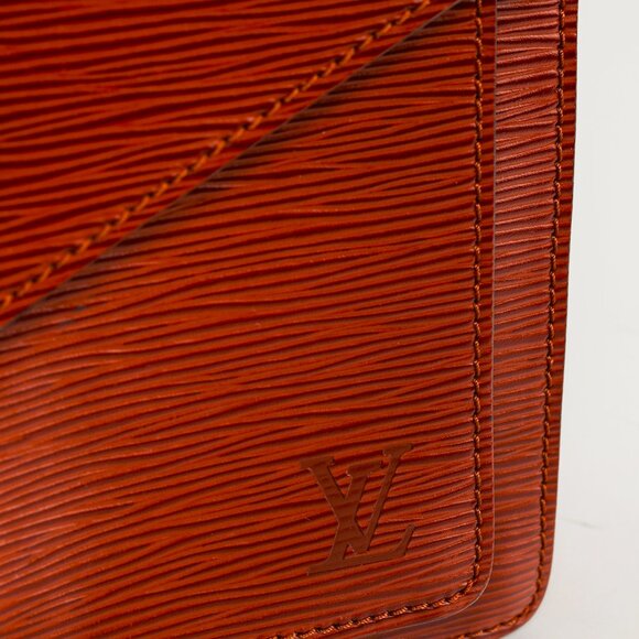 Louis Vuitton Monceau 28 Brown Epi Leather Convertible Satchel - Picture 9 of 12